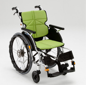 自走式 スリム・コンパクト車いす ノーパンクタイヤ NEXT-CORE NEXT